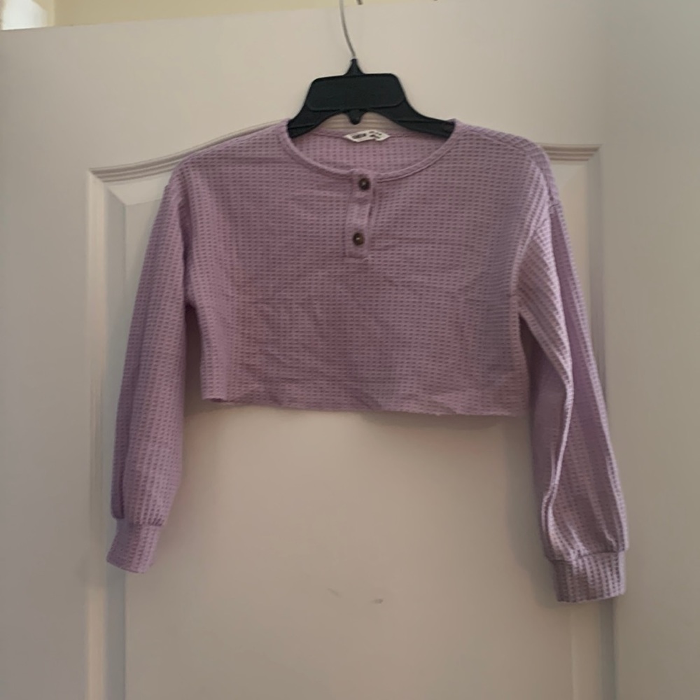 Girls light purple crop top.